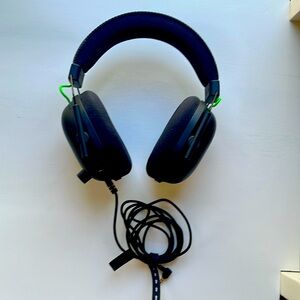 Razer Blackshark v2 gaming headphones
